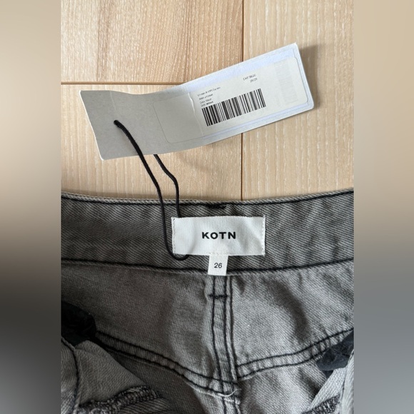 NWT KOTN Unisex Antifit Denim Jeans Grey Wash - Picture 4 of 4